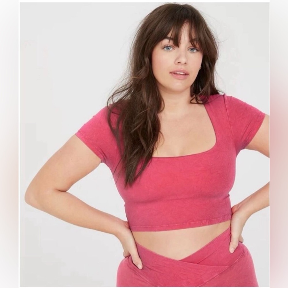 OFFLINE by Aerie Pink Crop Top